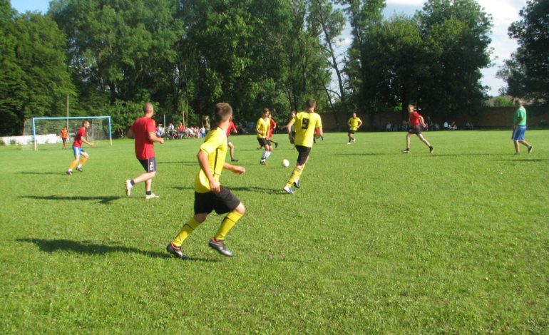 Чемпіонат Деражнянського району з футболу. Результати матчів 19 червня.