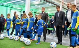 Андрій Павелко відкрив завод з виробництва штучного покриття для футбольних полів