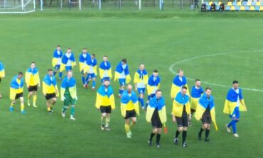 КОЛОС ПОСТУПАЄТЬСЯ В ЧЕРГОВОМУ ТУРІ ЧЕМПІОНАТУ УКРАЇНИ СЕРЕД АМАТОРІВ
