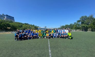 АРБІТРИ ГРАЛИ У ФУТБОЛ